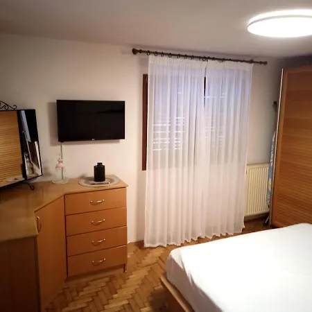 Plateia Apartmán